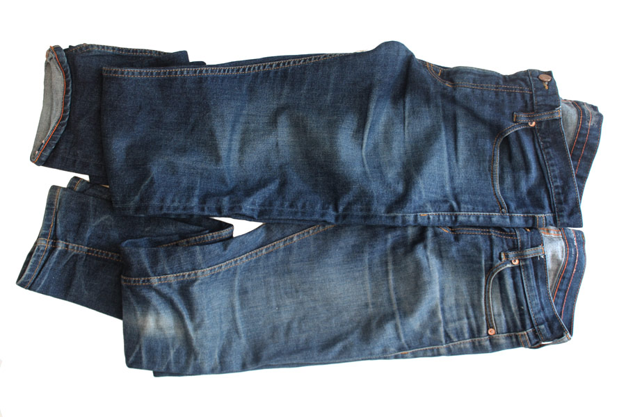 raw denim jeans cleaned by machine wash compared to unwashed